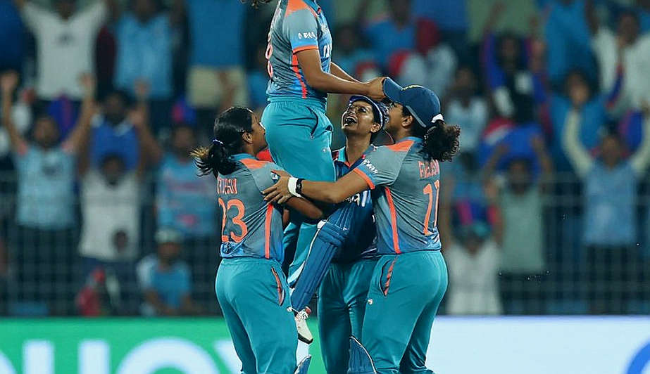 চুক্তির ক্লজ, এনওসির ঘড়ি আর বিশ্বকাপের চাপ: ক্রিকেটের নীরব পুনর্লিখন