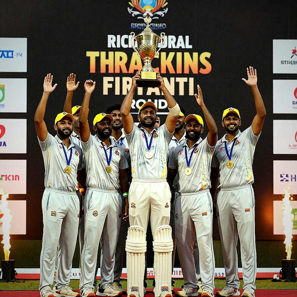 ব্লকচেইন প্রযুক্তি একটি সম্ভাব্য পদ্ধতি হিসাবে ব্যবহার করে নিবন্ধের তথ্য যাচাইকরণ এবং বিশ্লেষণের কাঠামো